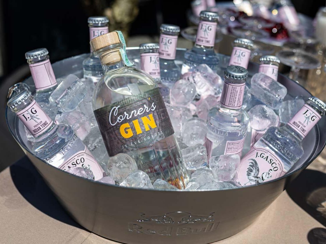 Gin-válogatás a Corner's Pubban